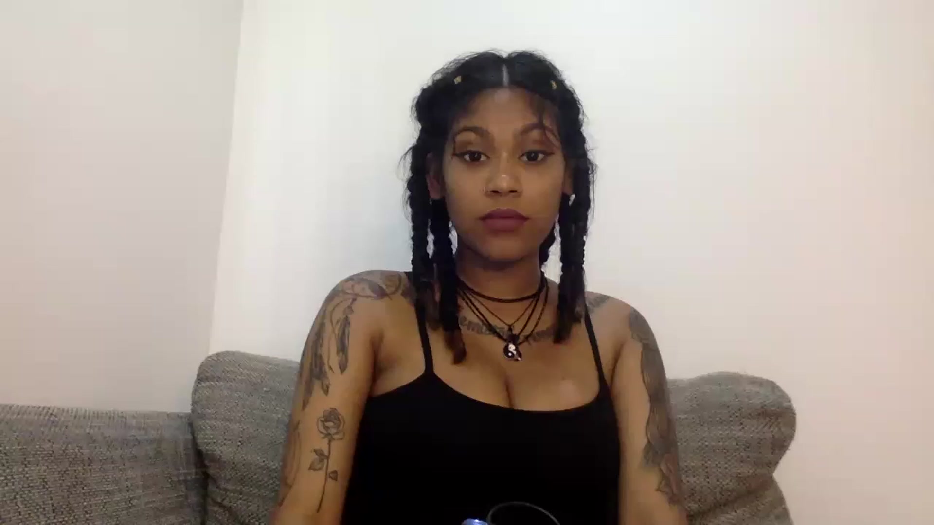 Gallery image thumbnail from Jamaicasex69's myfreecams stream on, 12/20/2022, 11:02 image 14 of 20