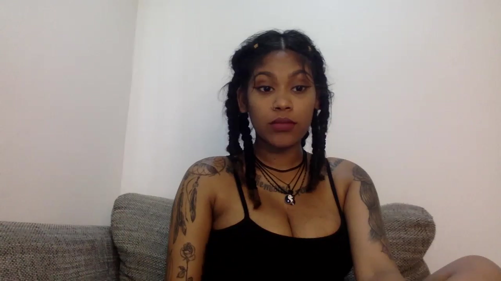 Gallery image thumbnail from Jamaicasex69's myfreecams stream on, 12/20/2022, 11:02 image 15 of 20