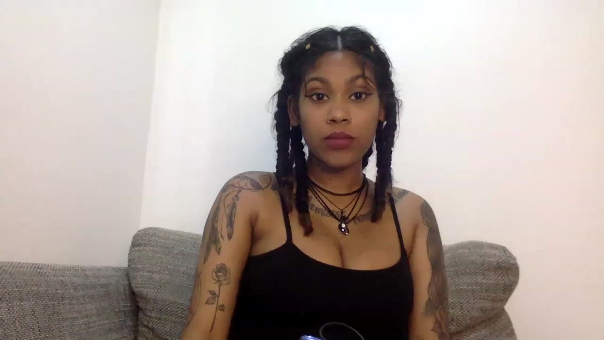 Gallery image thumbnail from Jamaicasex69's myfreecams stream on, 12/20/2022, 11:02 image 8 of 20