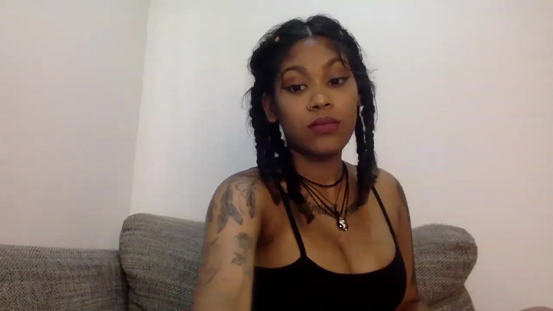 Gallery image thumbnail from Jamaicasex69's myfreecams stream on, 12/20/2022, 11:02 image 18 of 20
