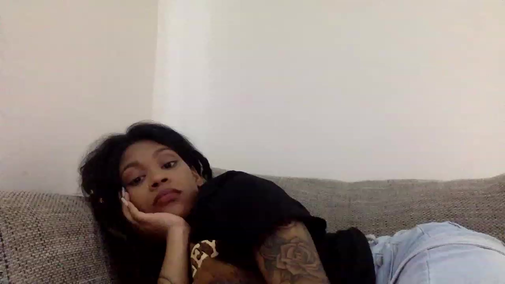 Gallery image thumbnail from Jamaicasex69's myfreecams stream on, 12/31/2022, 11:36 image 2 of 20
