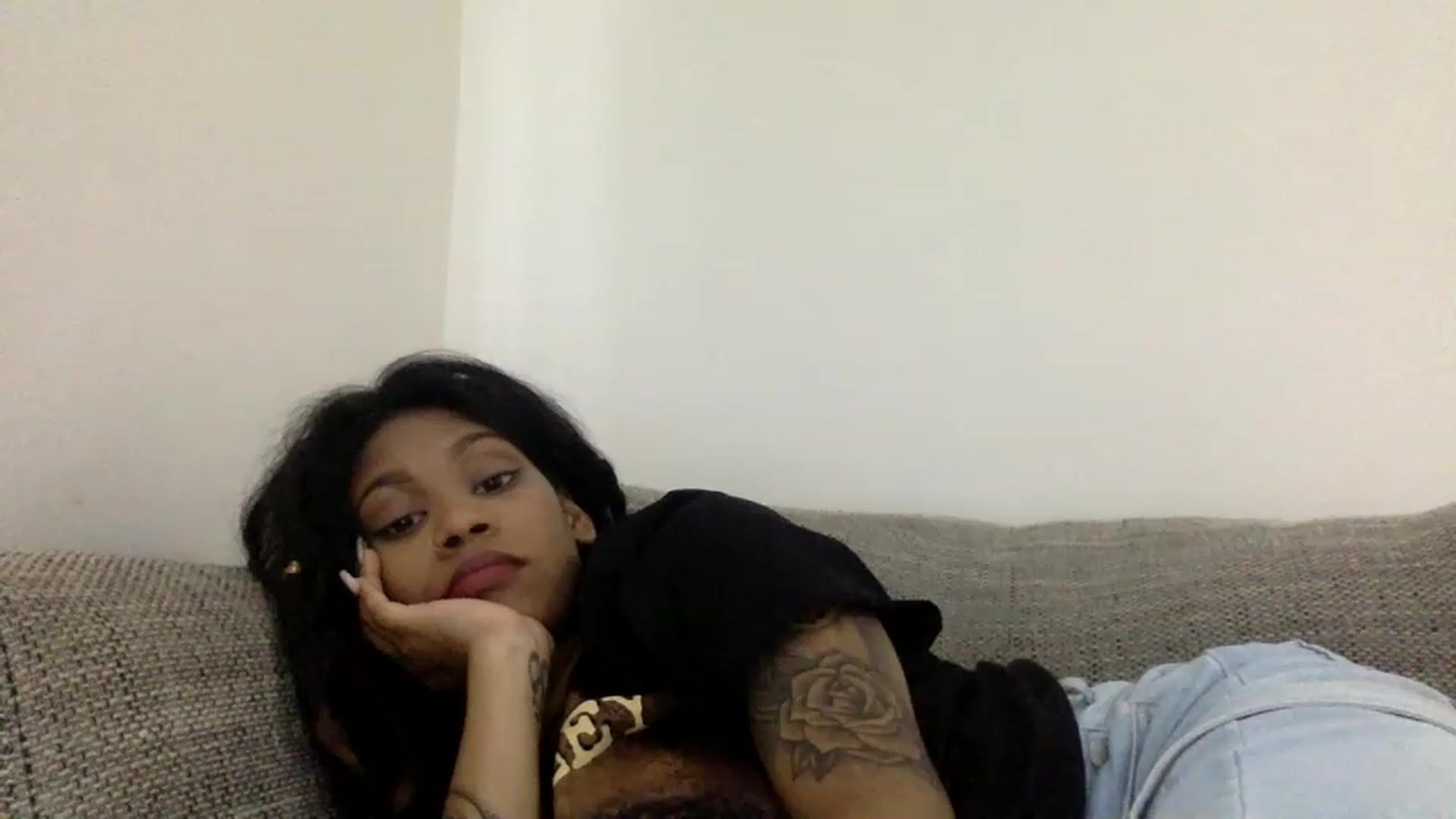 Gallery image thumbnail from Jamaicasex69's myfreecams stream on, 12/31/2022, 11:36 image 4 of 20