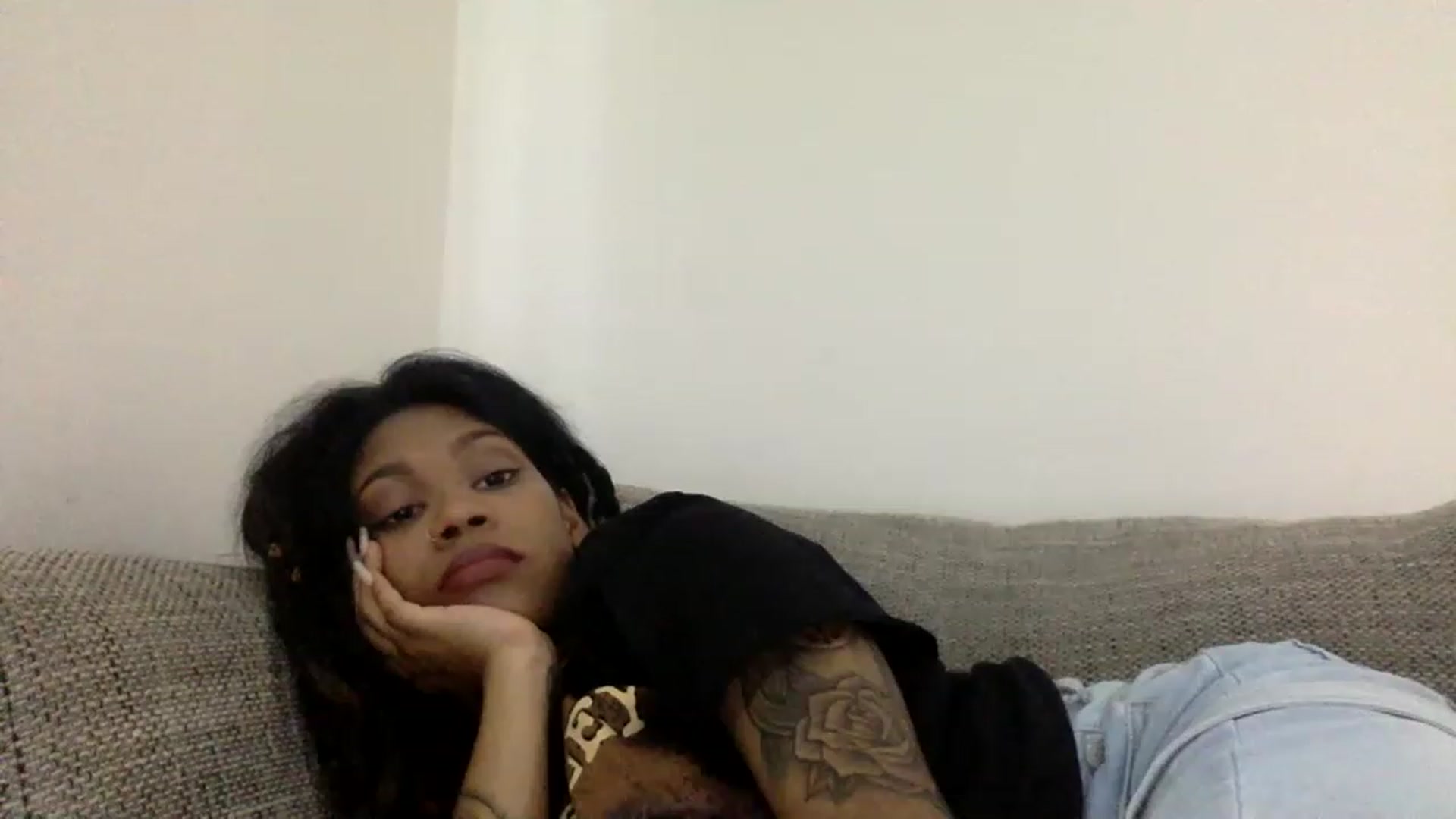 Gallery image thumbnail from Jamaicasex69's myfreecams stream on, 12/31/2022, 11:36 image 3 of 20