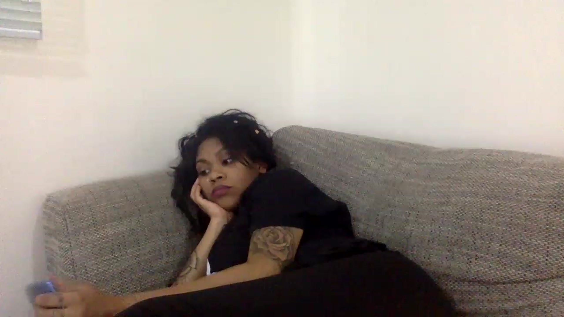 Gallery image thumbnail from Jamaicasex69's myfreecams stream on, 01/03/2023, 14:26 image 17 of 20