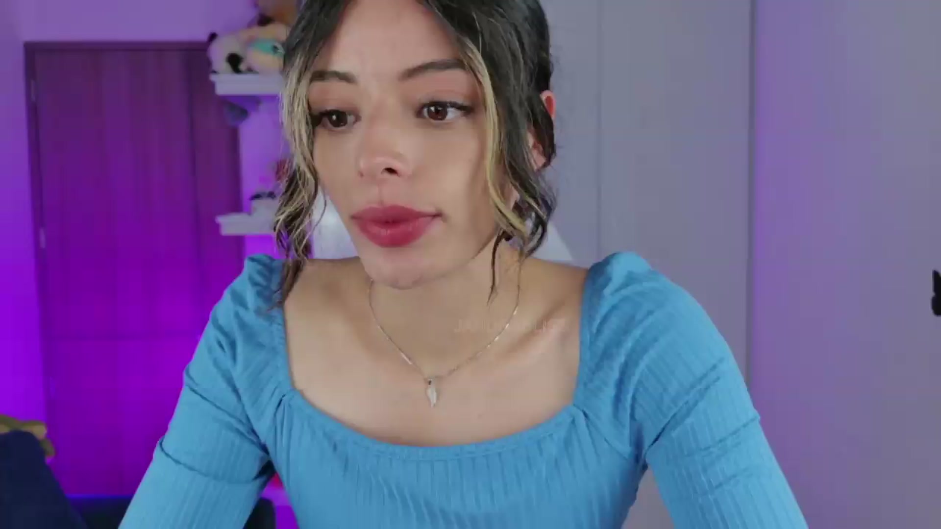 Gallery image thumbnail from JandraBliss's myfreecams stream on, 07/17/2026, 07:06 image 14 of 20