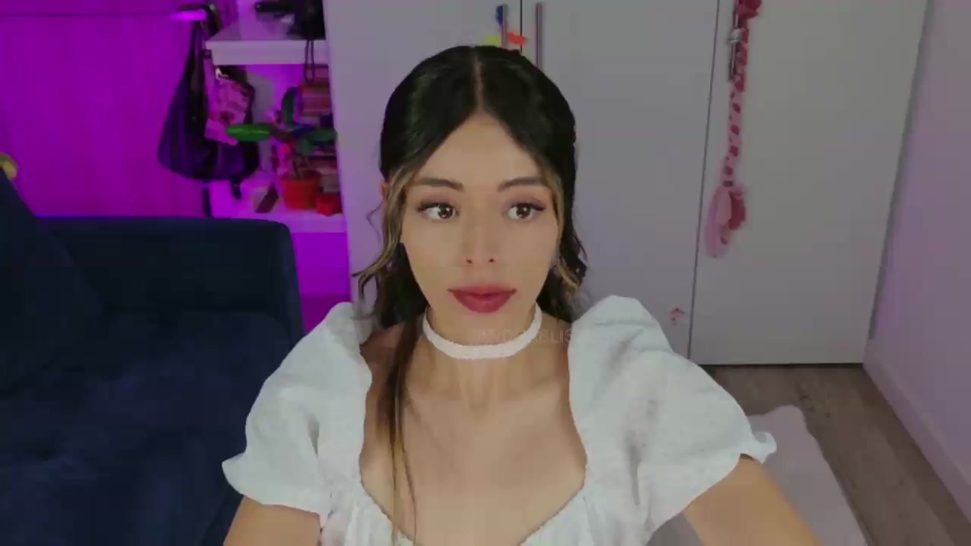 Gallery image thumbnail from JandraBliss's myfreecams stream on, 07/18/2026, 03:12 image 16 of 20