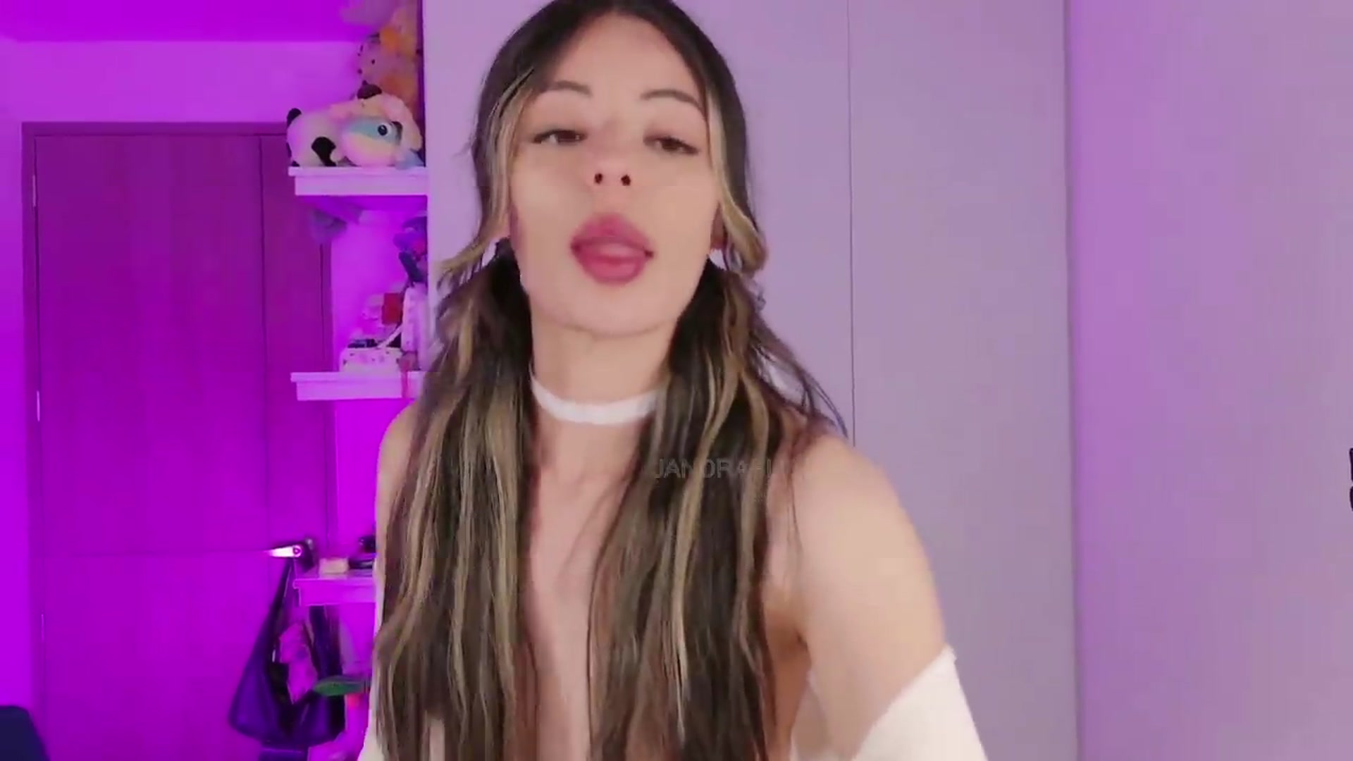 Gallery image thumbnail from JandraBliss's myfreecams stream on, 07/23/2026, 06:11 image 20 of 20