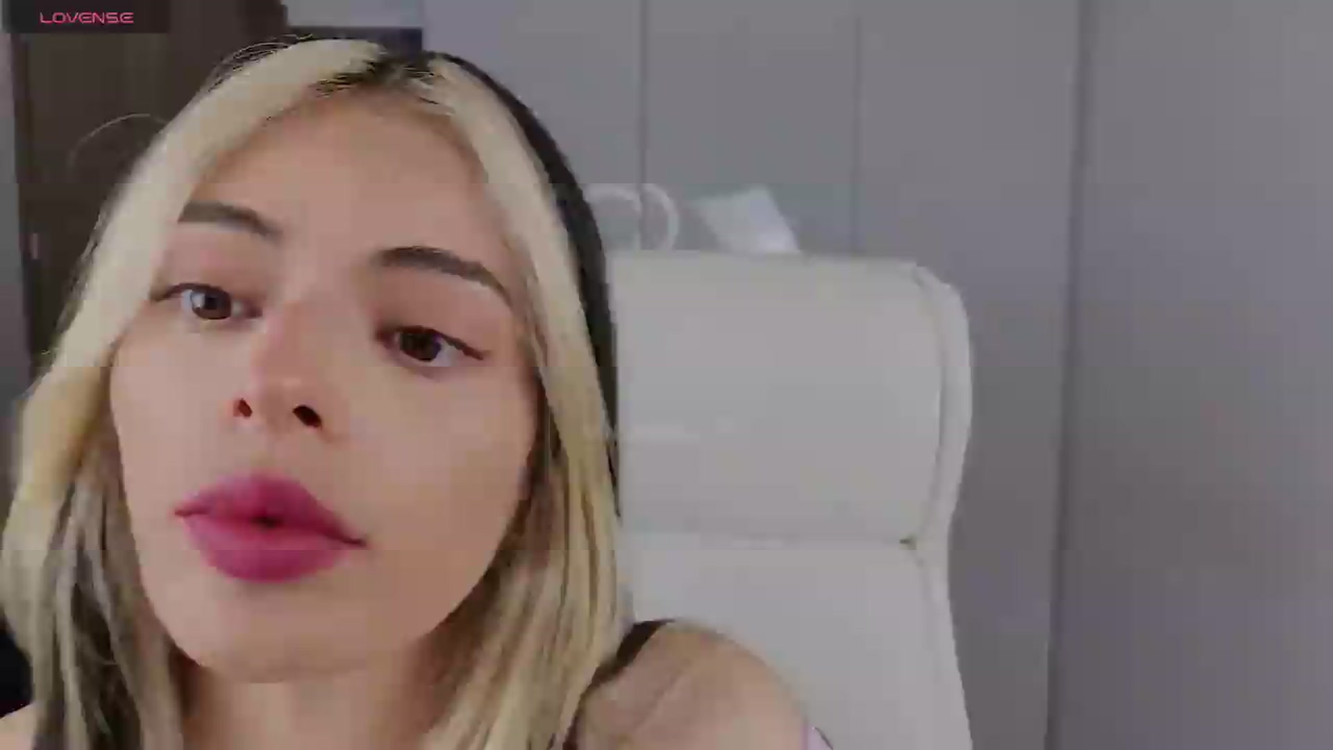 Gallery image thumbnail from JandraBliss's myfreecams stream on, 08/30/2026, 04:33 image 3 of 20