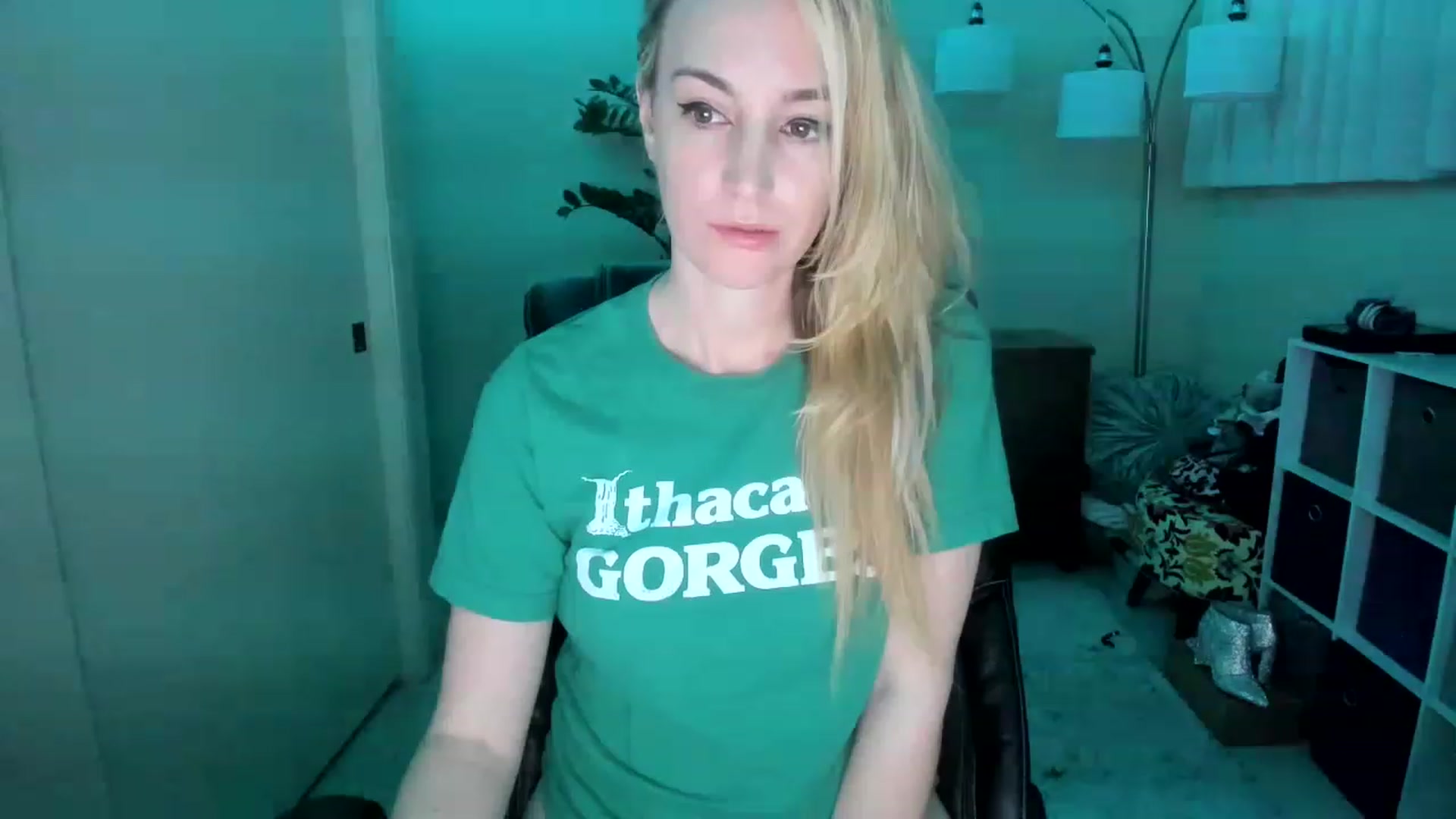 Gallery image thumbnail from JaneAllDay's myfreecams stream on, 01/14/2023, 07:49 image 12 of 20