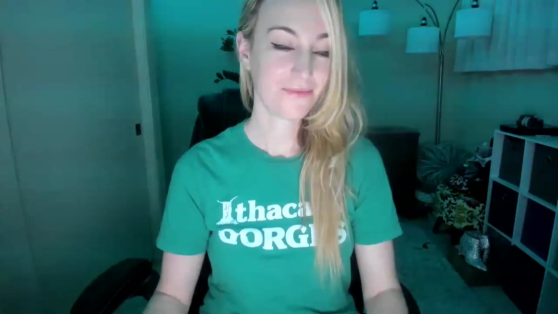 Gallery image thumbnail from JaneAllDay's myfreecams stream on, 01/14/2023, 07:49 image 13 of 20