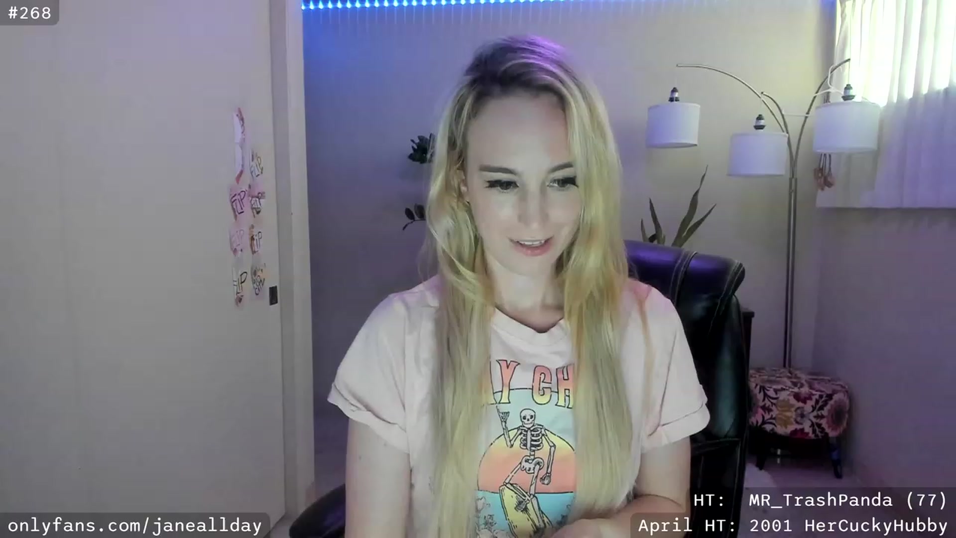 Gallery image thumbnail from JaneAllDay's myfreecams stream on, 04/09/2023, 04:17 image 14 of 20