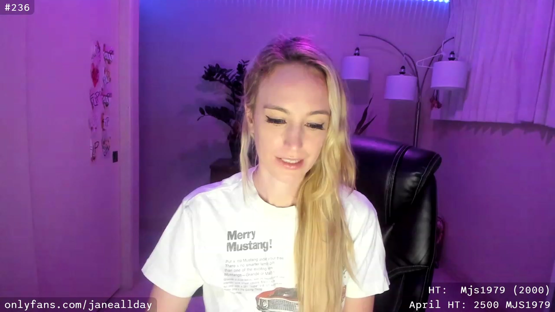 Gallery image thumbnail from JaneAllDay's myfreecams stream on, 04/10/2023, 06:32 image 20 of 20