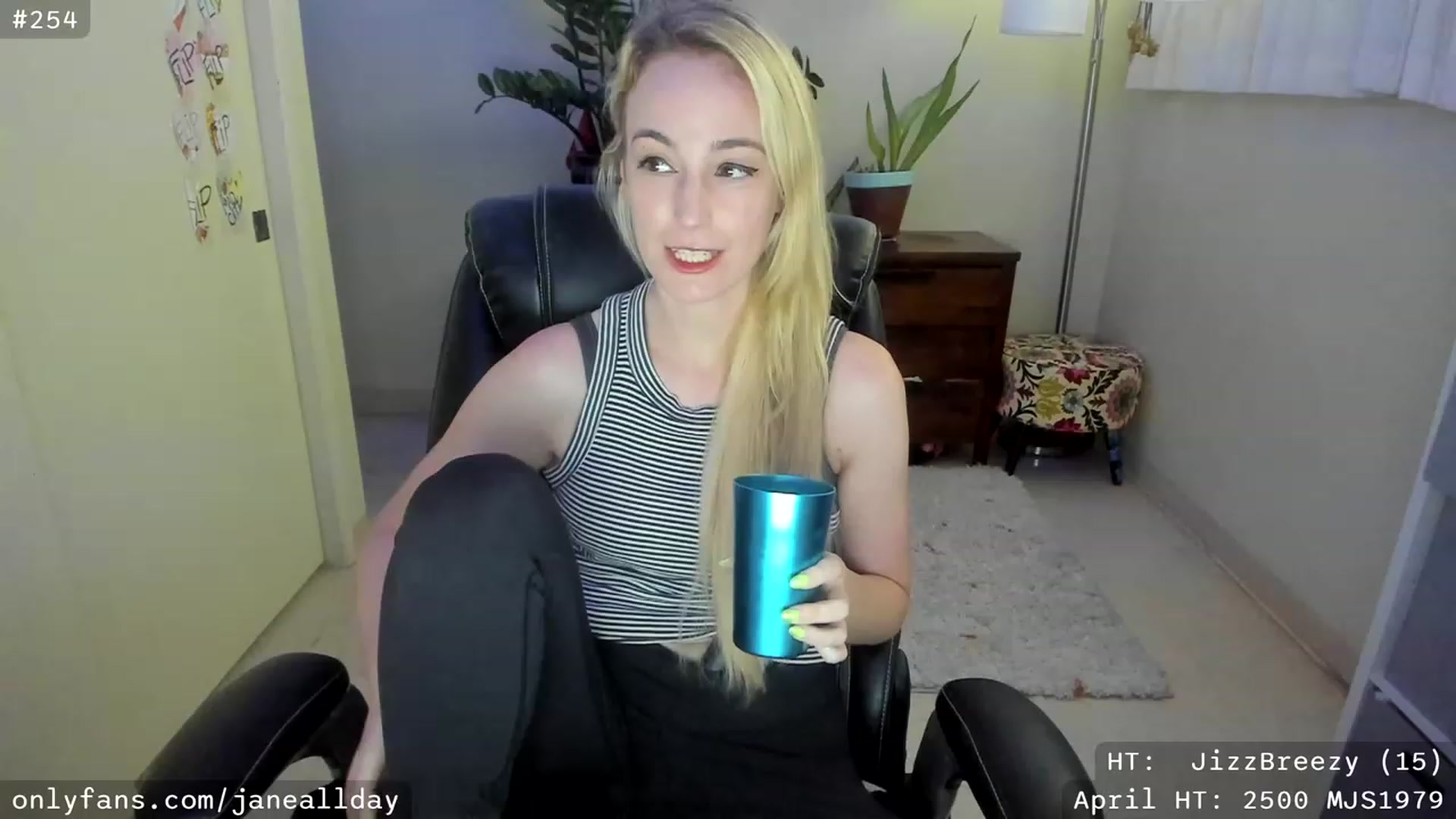 Gallery image thumbnail from JaneAllDay's myfreecams stream on, 04/12/2023, 04:16 image 5 of 20