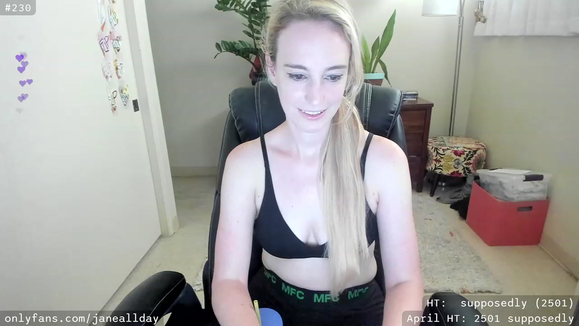 Gallery image thumbnail from JaneAllDay's myfreecams stream on, 04/18/2023, 04:13 image 2 of 20