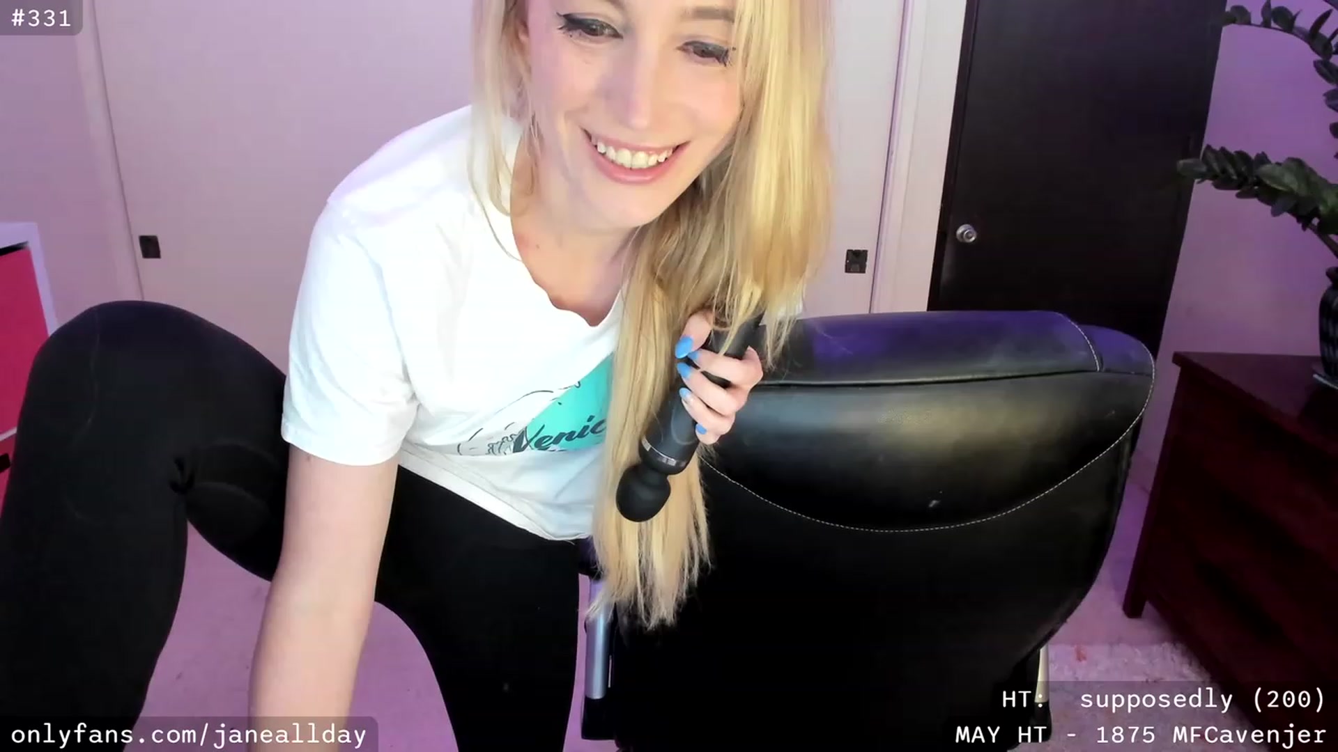 Gallery image thumbnail from JaneAllDay's myfreecams stream on, 05/10/2023, 05:59 image 3 of 20