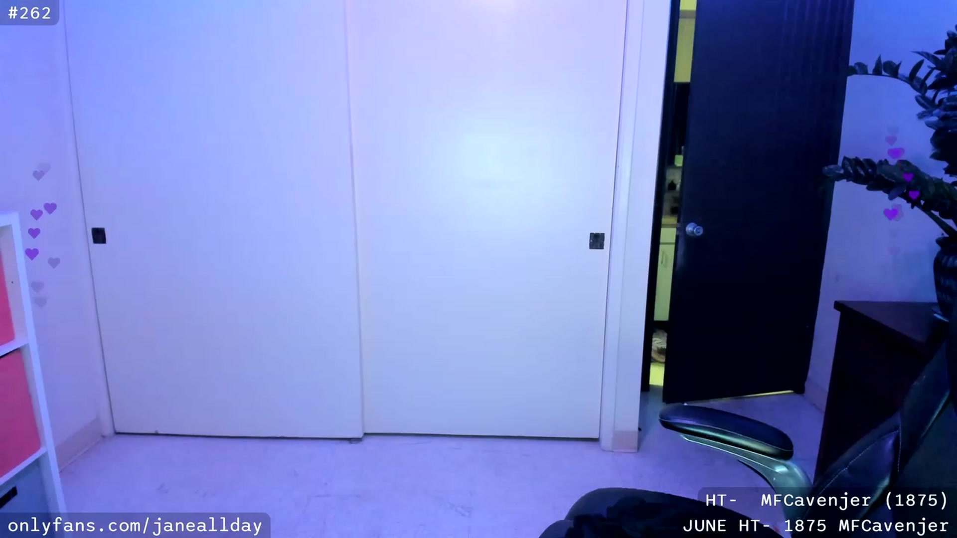 Gallery image thumbnail from JaneAllDay's myfreecams stream on, 06/06/2023, 06:38 image 9 of 20