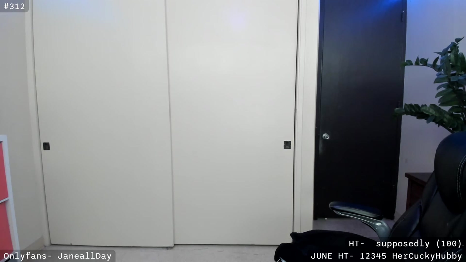 Gallery image thumbnail from JaneAllDay's myfreecams stream on, 06/25/2023, 03:25 image 20 of 20