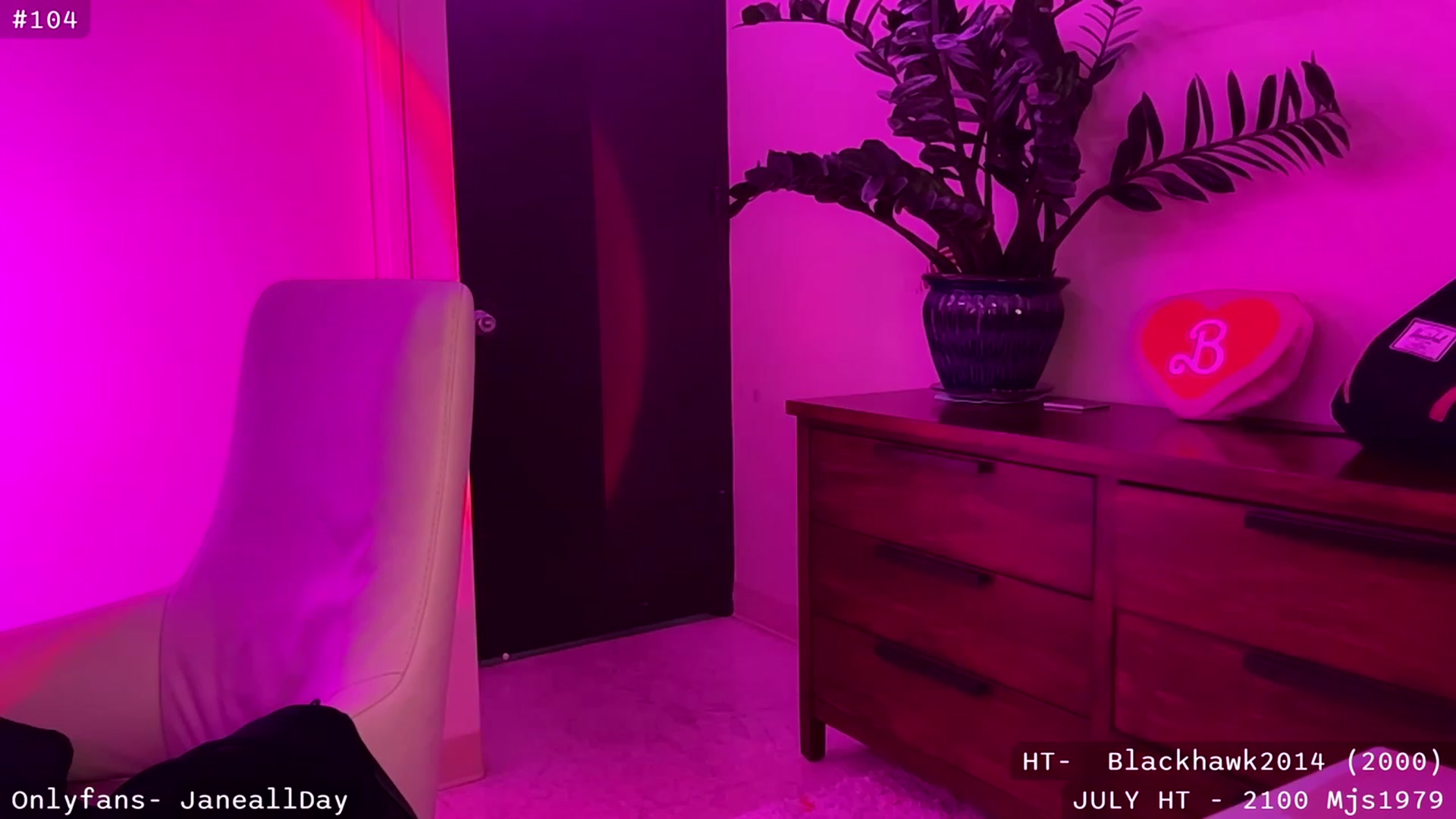 Gallery image thumbnail from JaneAllDay's myfreecams stream on, 07/29/2023, 06:44 image 5 of 20