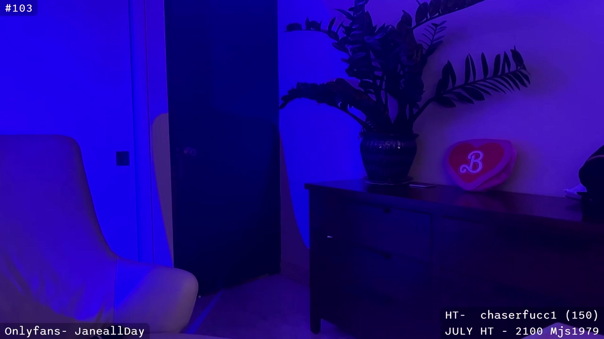 Gallery image thumbnail from JaneAllDay's myfreecams stream on, 07/30/2023, 08:01 image 6 of 20
