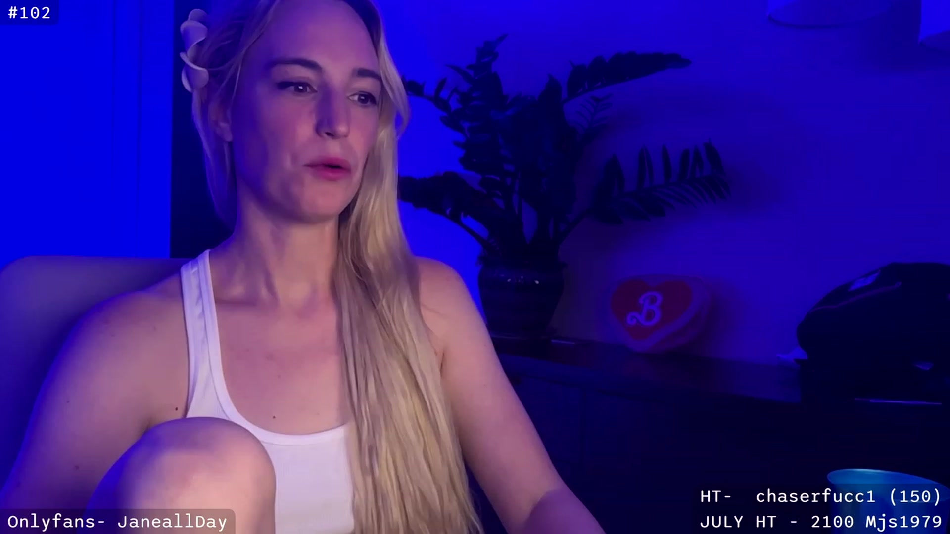 Gallery image thumbnail from JaneAllDay's myfreecams stream on, 07/30/2023, 08:01 image 9 of 20
