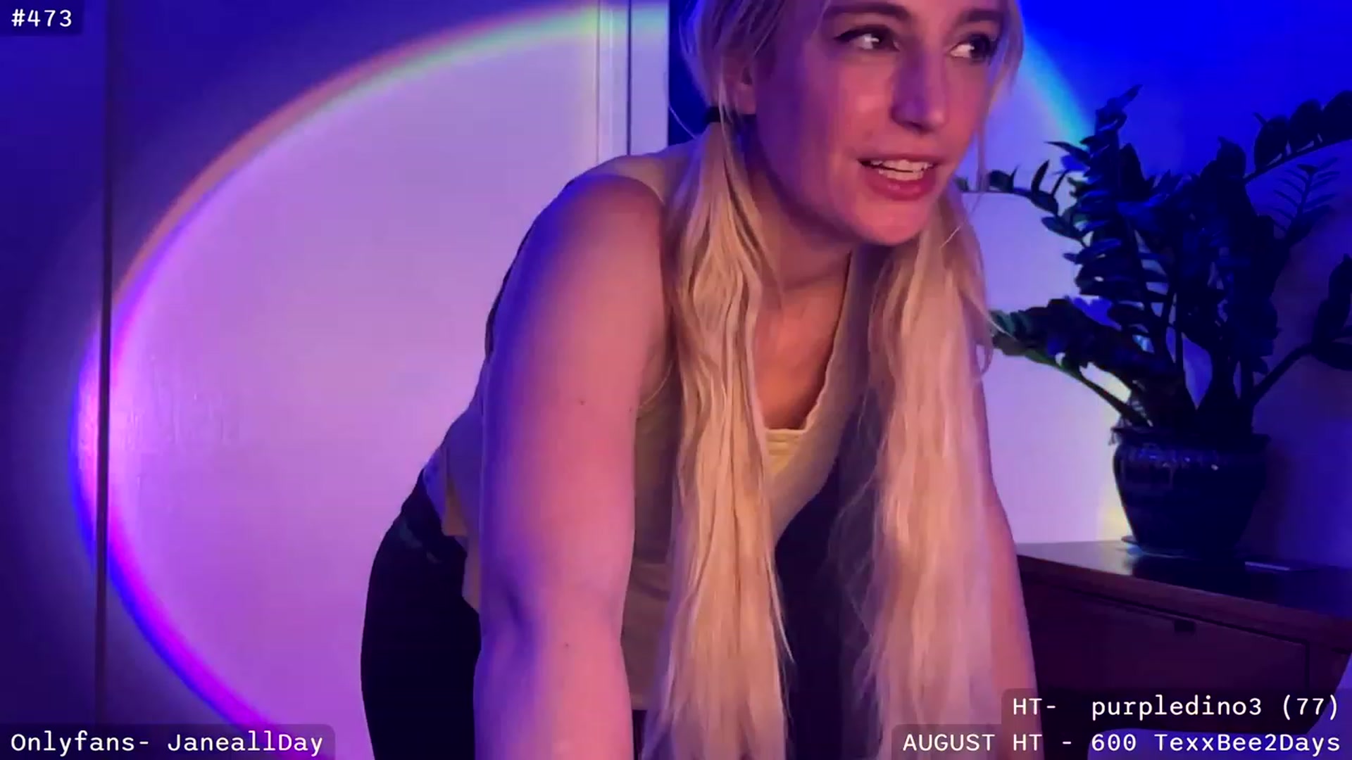 Gallery image thumbnail from JaneAllDay's myfreecams stream on, 08/05/2023, 05:34 image 11 of 20