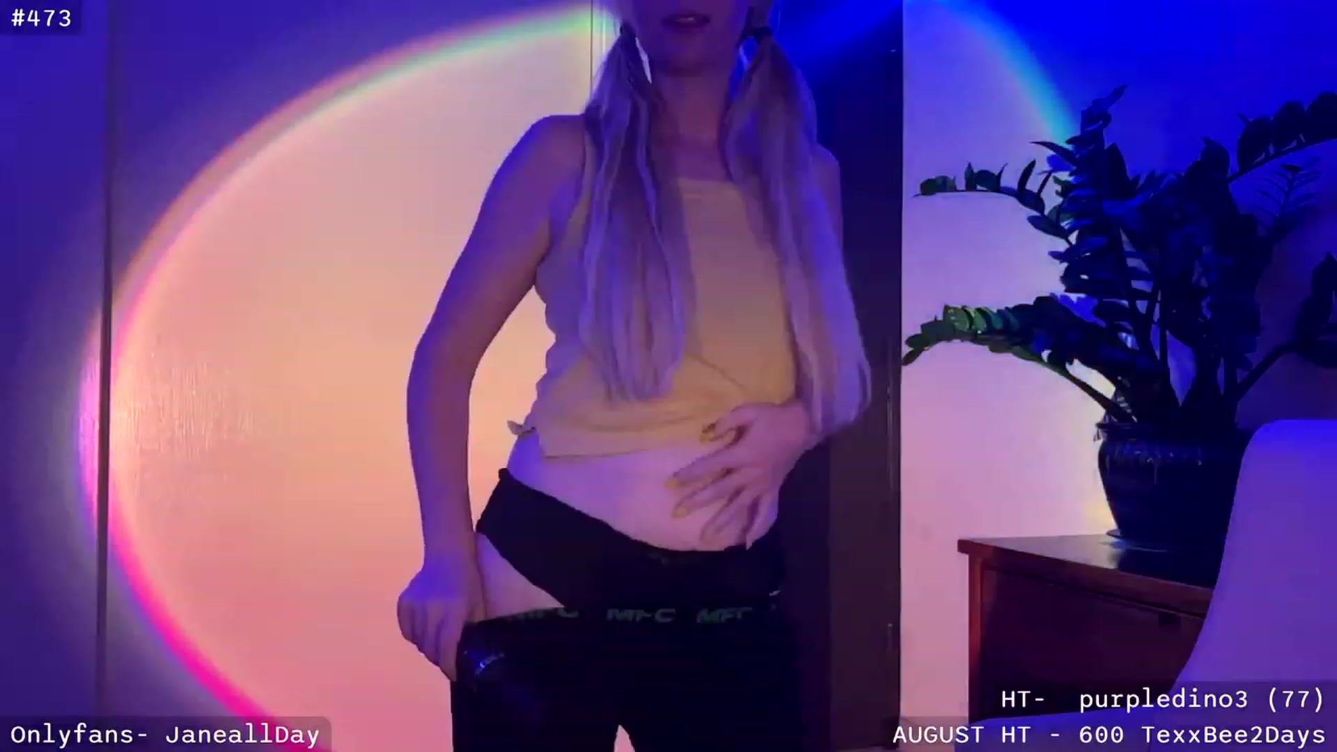 Gallery image thumbnail from JaneAllDay's myfreecams stream on, 08/05/2023, 05:34 image 10 of 20