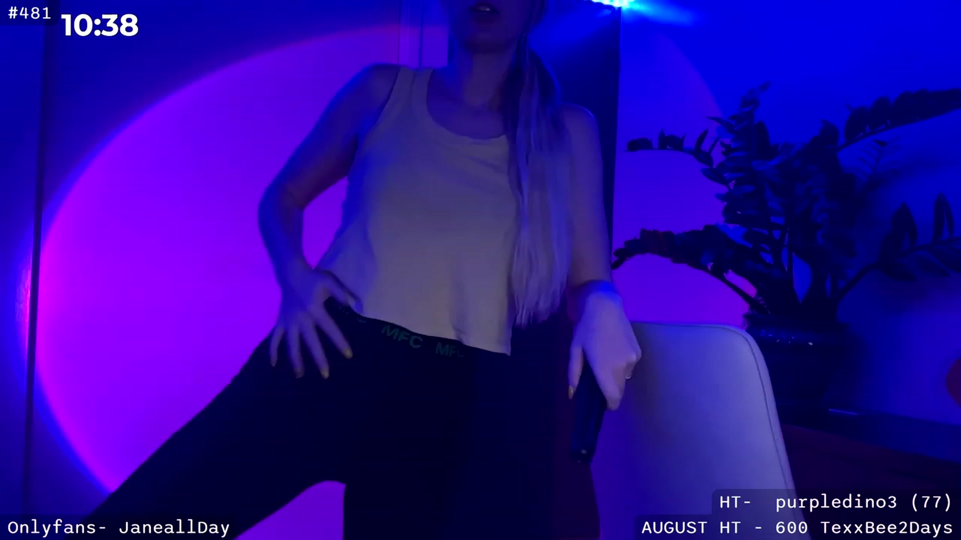 Gallery image thumbnail from JaneAllDay's myfreecams stream on, 08/05/2023, 07:06 image 7 of 20