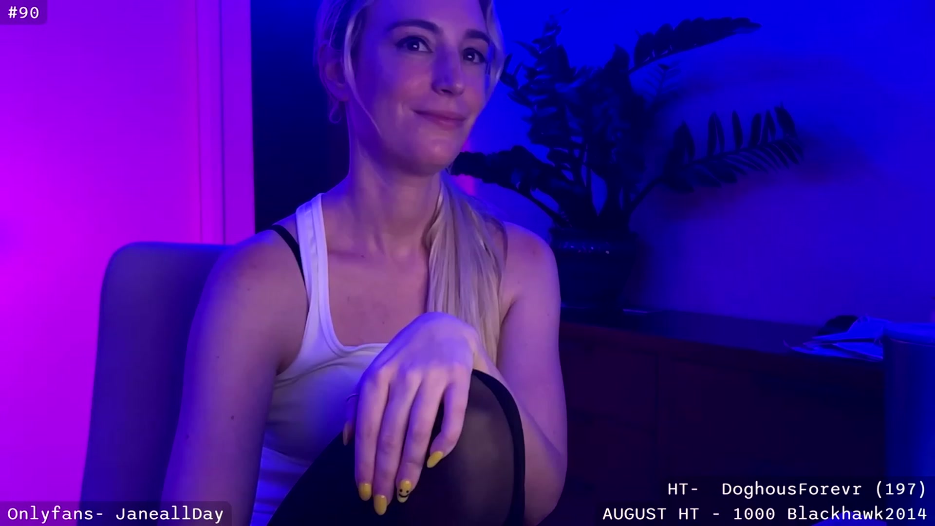 Gallery image thumbnail from JaneAllDay's myfreecams stream on, 08/07/2023, 05:50 image 8 of 20
