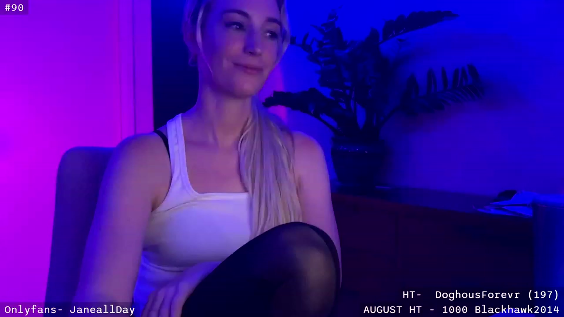Gallery image thumbnail from JaneAllDay's myfreecams stream on, 08/07/2023, 05:50 image 6 of 20