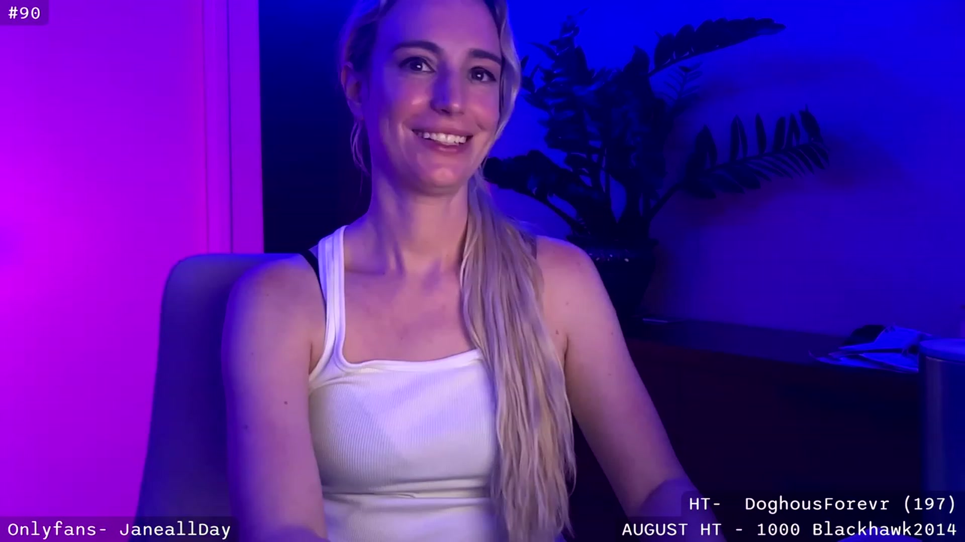 Gallery image thumbnail from JaneAllDay's myfreecams stream on, 08/07/2023, 05:50 image 14 of 20
