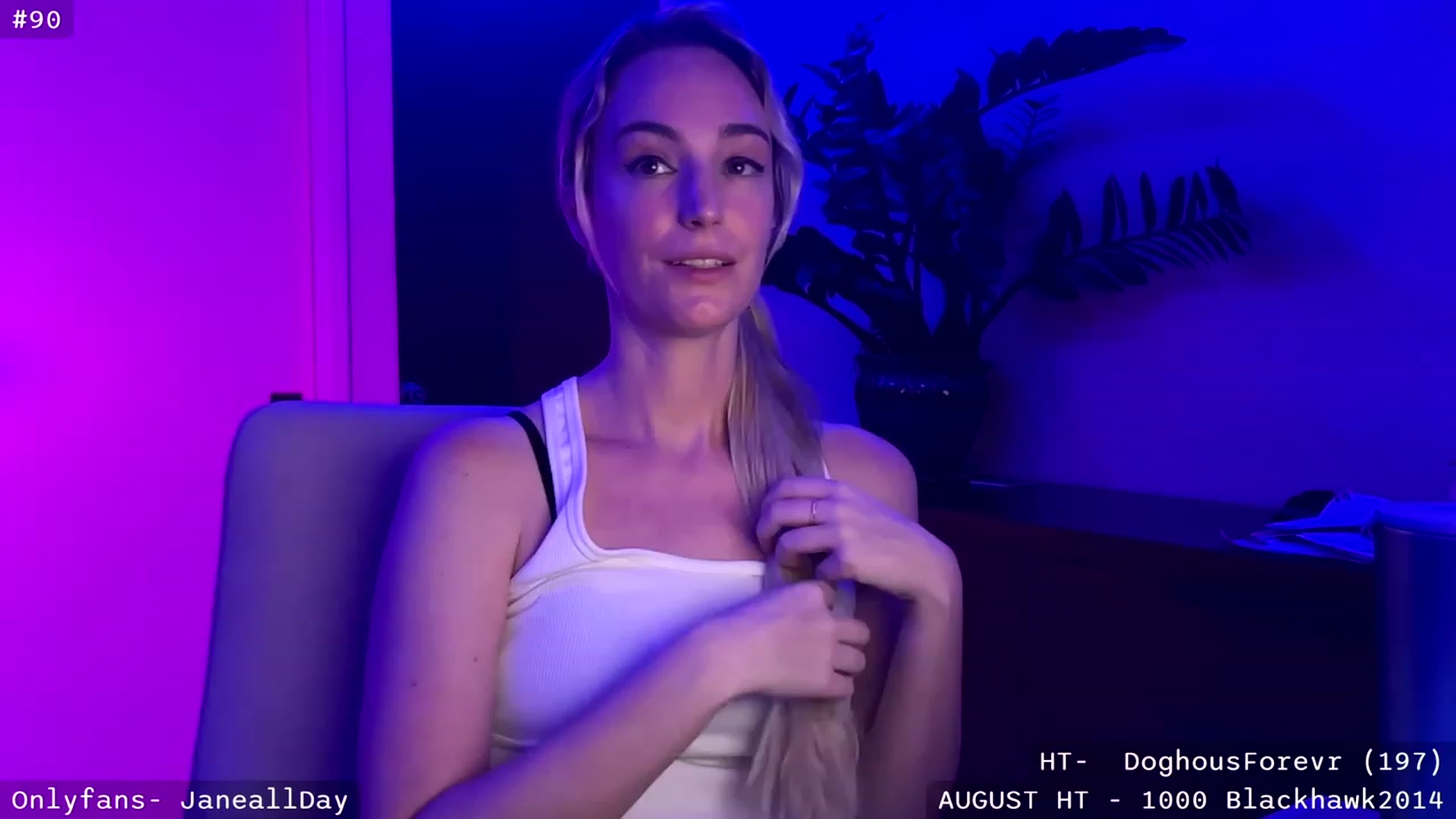 Gallery image thumbnail from JaneAllDay's myfreecams stream on, 08/07/2023, 05:50 image 4 of 20