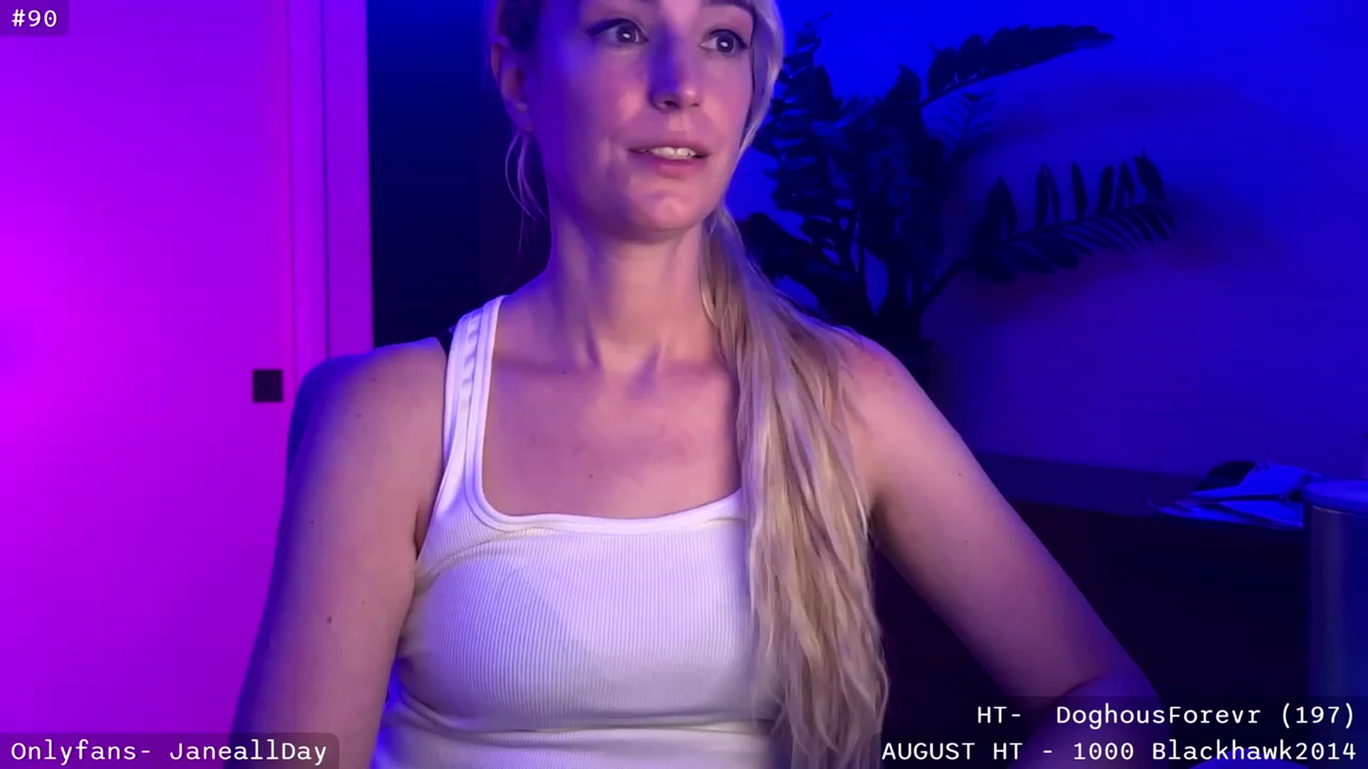 Gallery image thumbnail from JaneAllDay's myfreecams stream on, 08/07/2023, 05:50 image 18 of 20