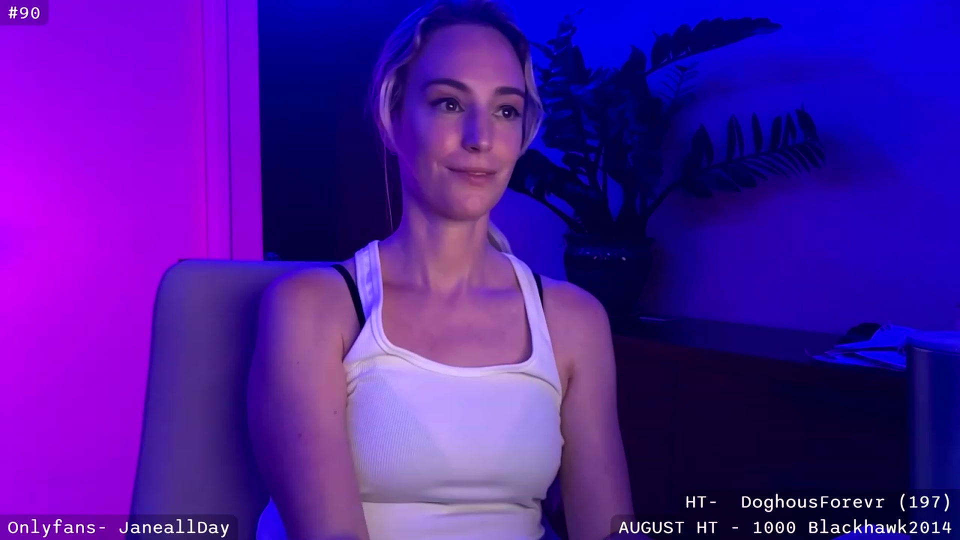 Gallery image thumbnail from JaneAllDay's myfreecams stream on, 08/07/2023, 05:50 image 3 of 20