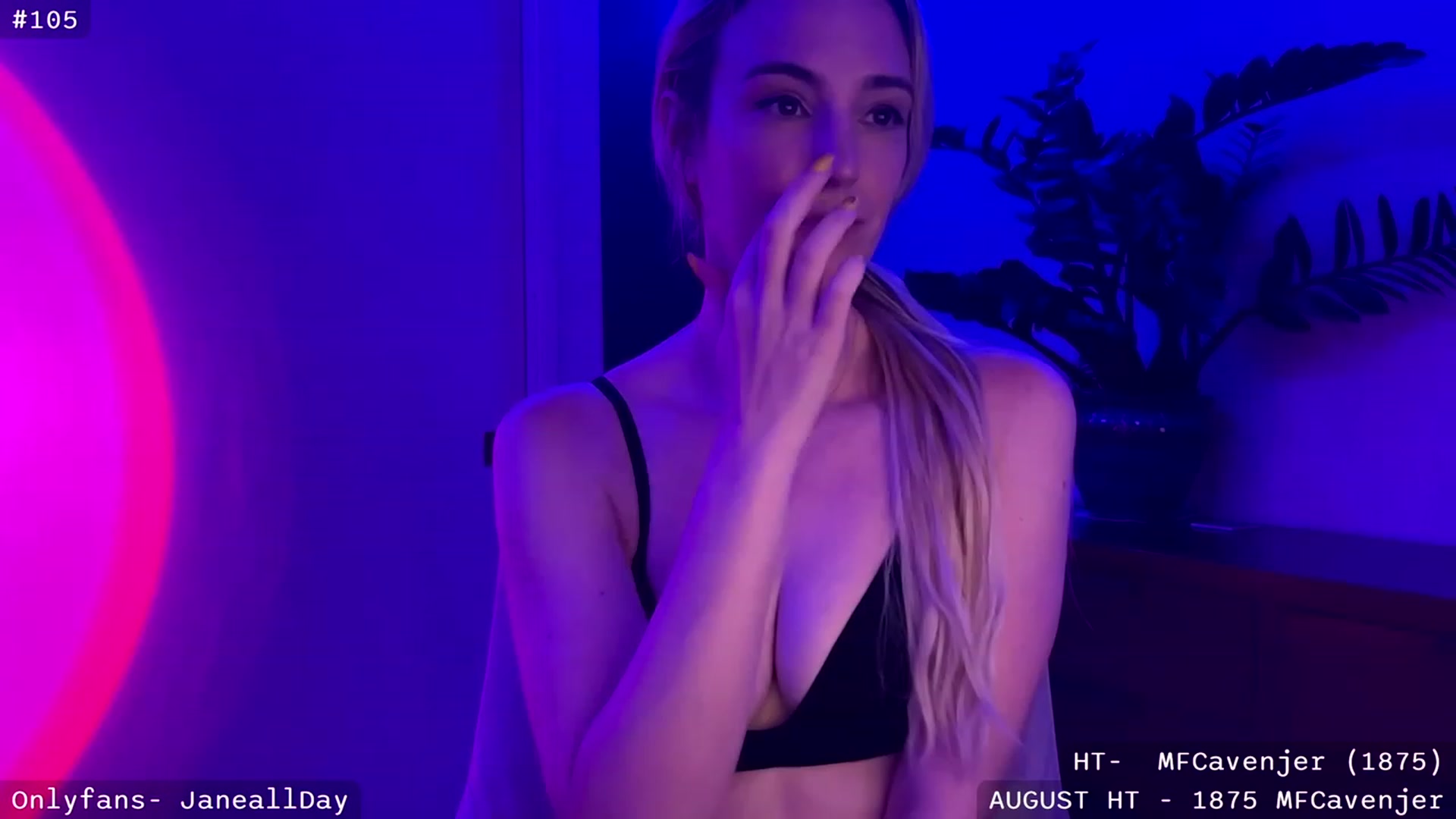 Gallery image thumbnail from JaneAllDay's myfreecams stream on, 08/08/2023, 05:51 image 8 of 20