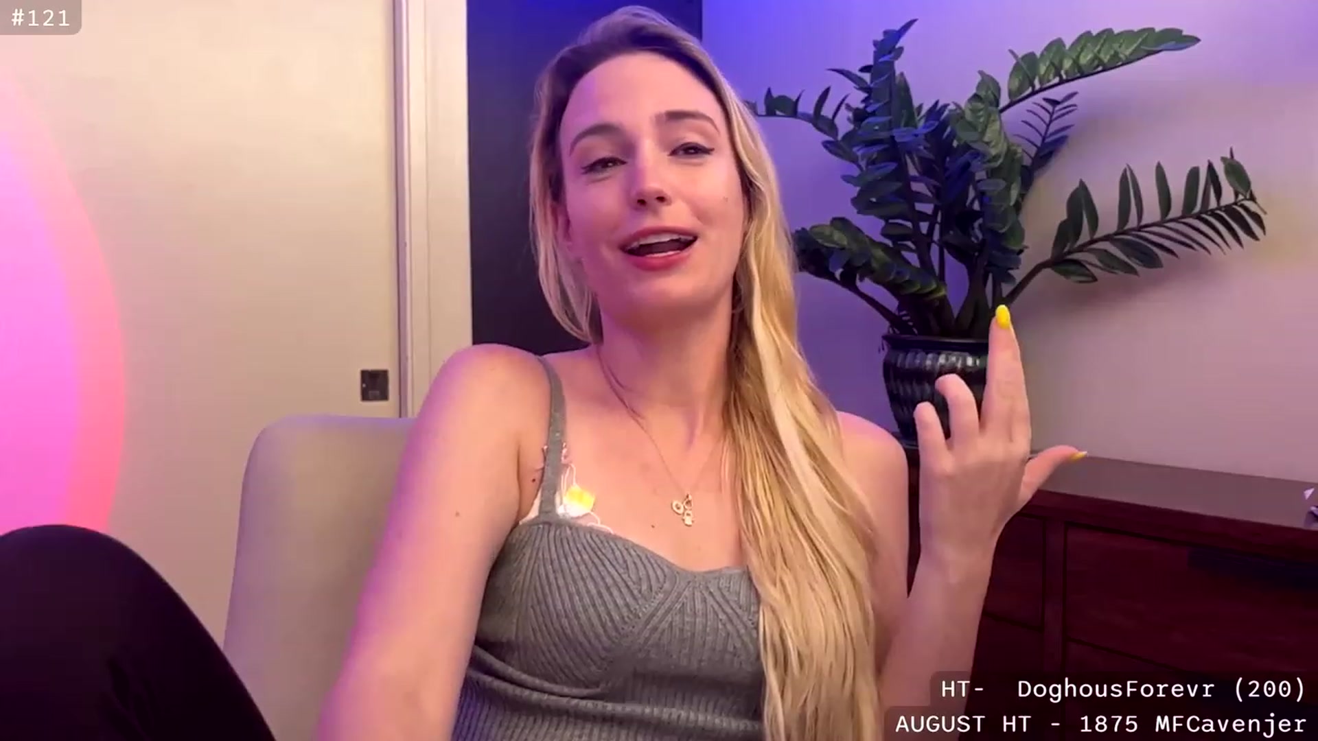 Gallery image thumbnail from JaneAllDay's myfreecams stream on, 08/09/2023, 02:00 image 4 of 20