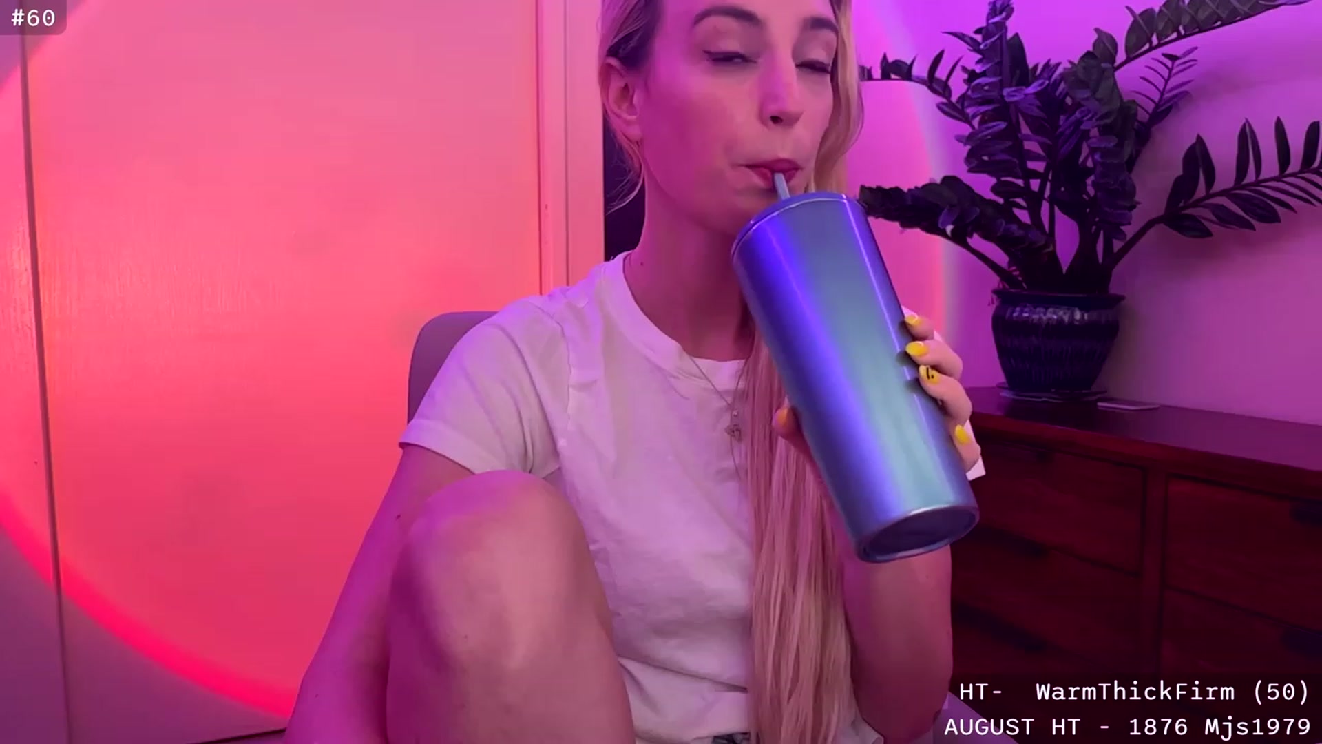Gallery image thumbnail from JaneAllDay's myfreecams stream on, 08/11/2023, 04:53 image 19 of 20