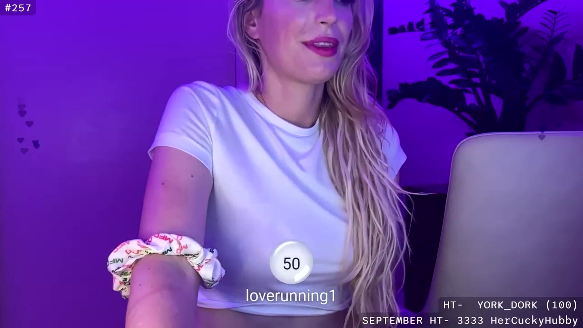 Gallery image thumbnail from JaneAllDay's myfreecams stream on, 09/10/2023, 06:26 image 6 of 20
