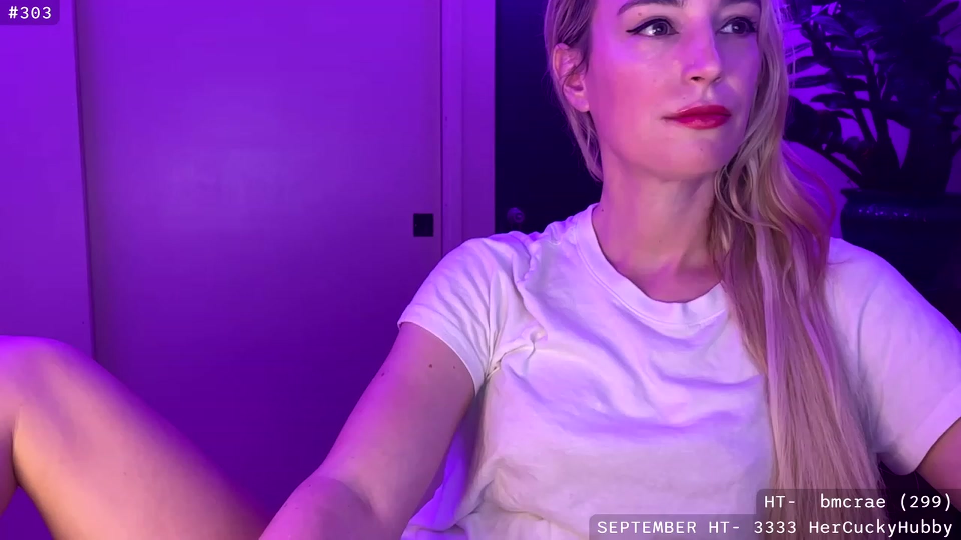 Gallery image thumbnail from JaneAllDay's myfreecams stream on, 09/13/2023, 05:15 image 12 of 20