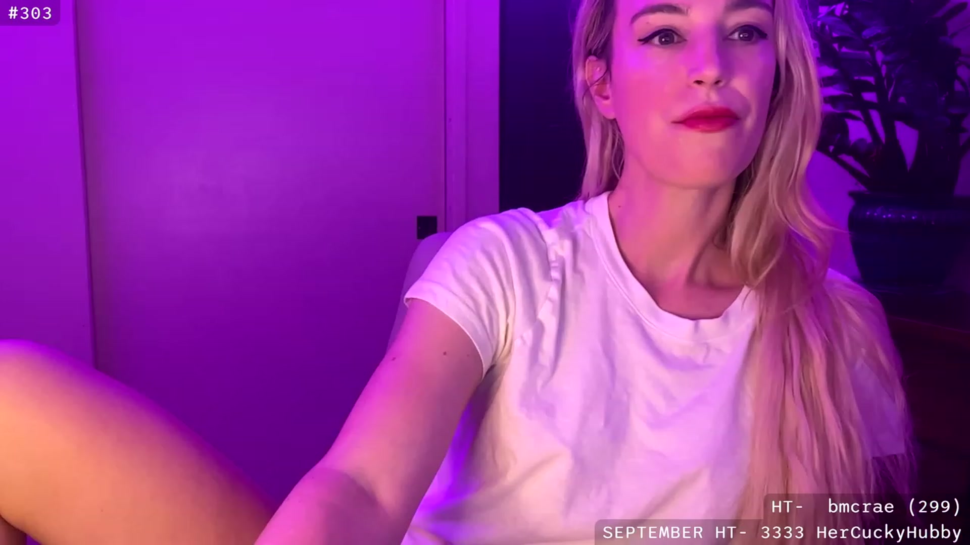 Gallery image thumbnail from JaneAllDay's myfreecams stream on, 09/13/2023, 05:15 image 13 of 20