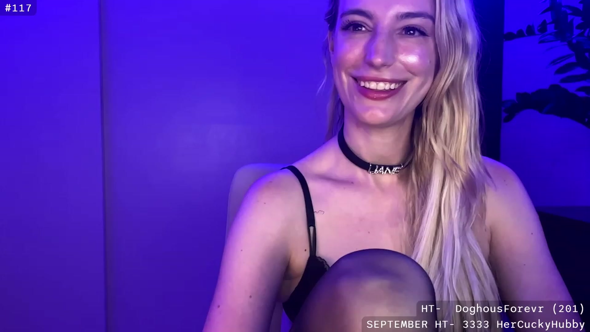 Gallery image thumbnail from JaneAllDay's myfreecams stream on, 09/20/2023, 05:00 image 15 of 20
