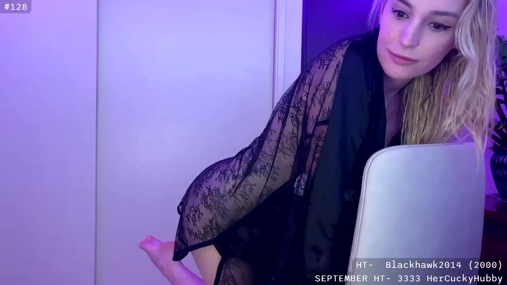 Gallery image thumbnail from JaneAllDay's myfreecams stream on, 09/24/2023, 03:52 image 14 of 20