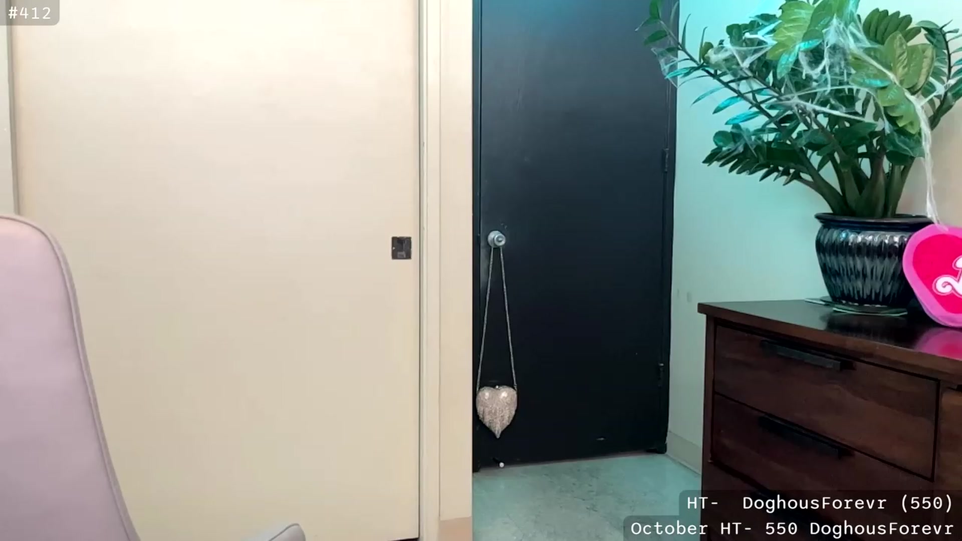 Gallery image thumbnail from JaneAllDay's myfreecams stream on, 10/05/2023, 03:38 image 4 of 20