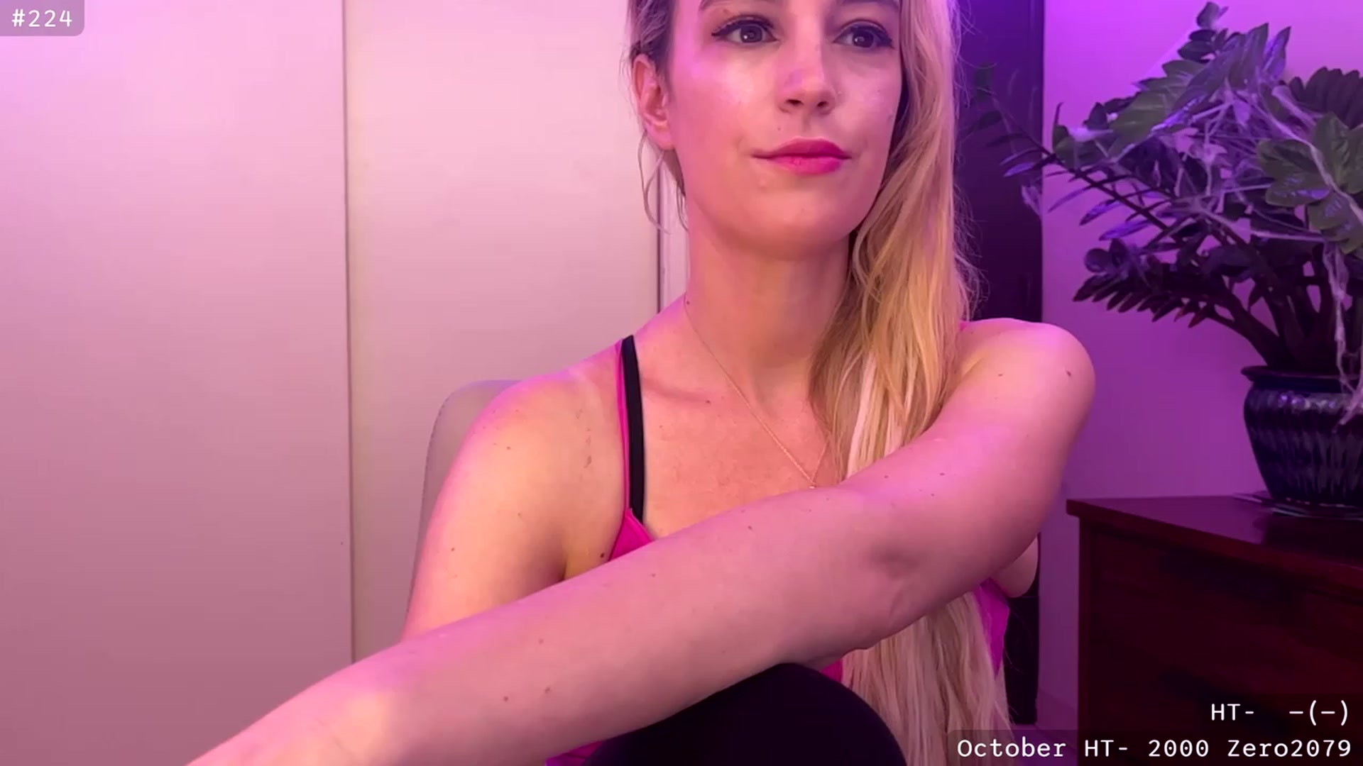 Gallery image thumbnail from JaneAllDay's myfreecams stream on, 10/24/2023, 03:16 image 18 of 20