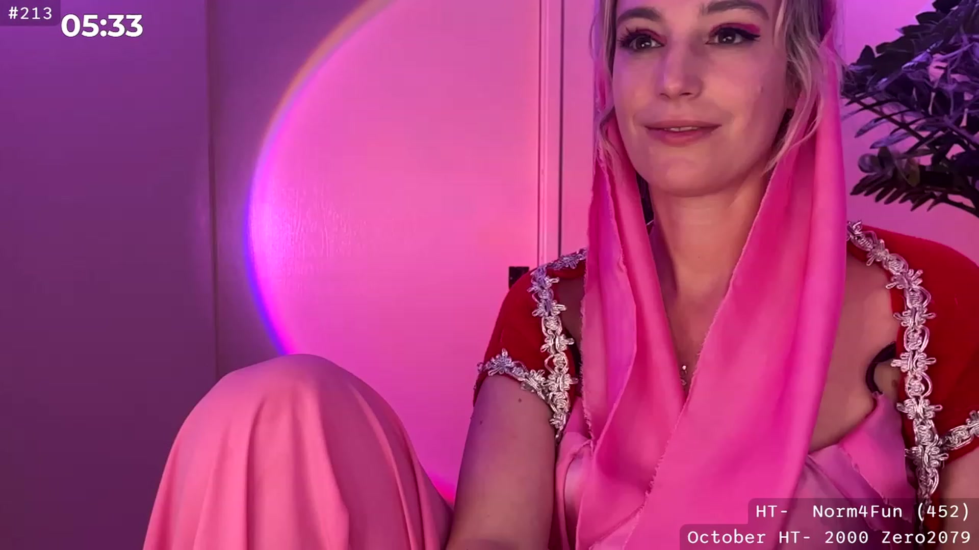 Gallery image thumbnail from JaneAllDay's myfreecams stream on, 10/31/2023, 06:23 image 15 of 20