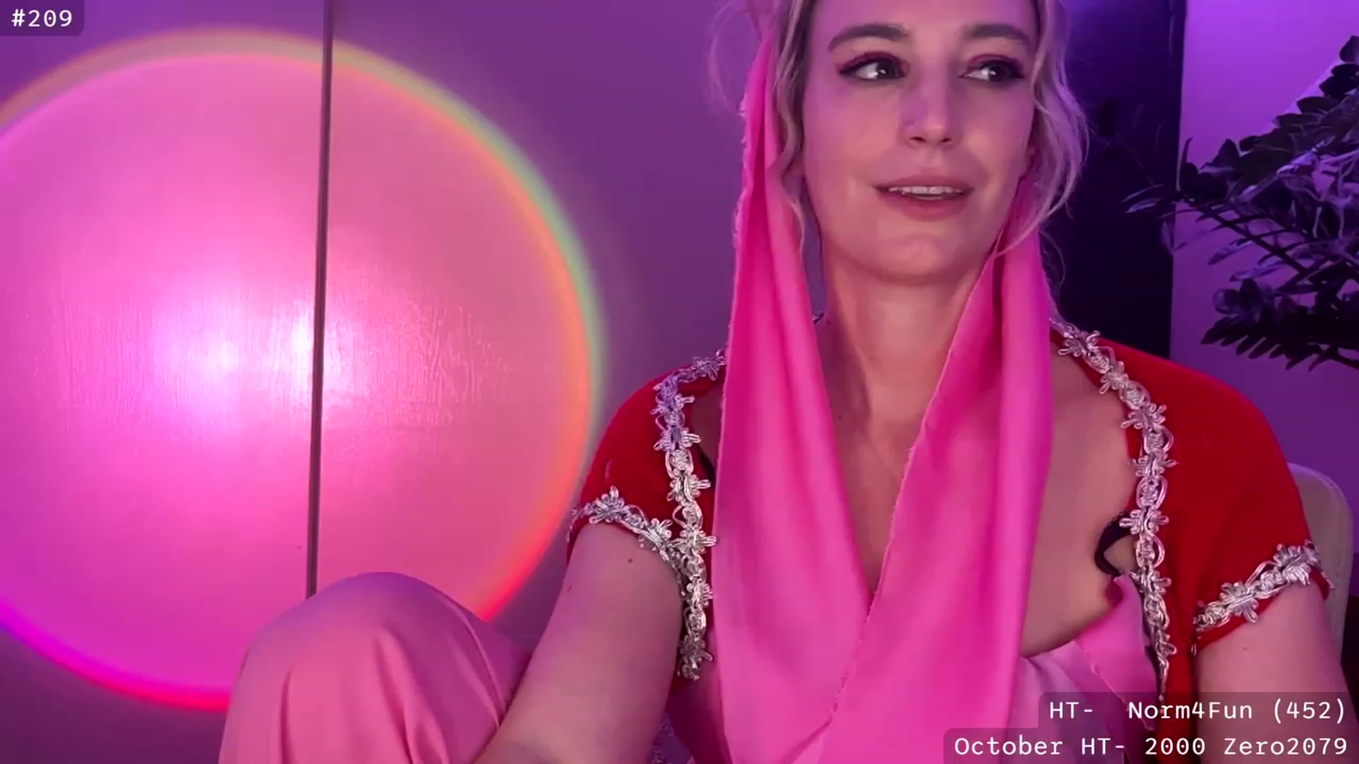 Gallery image thumbnail from JaneAllDay's myfreecams stream on, 10/31/2023, 06:43 image 7 of 20