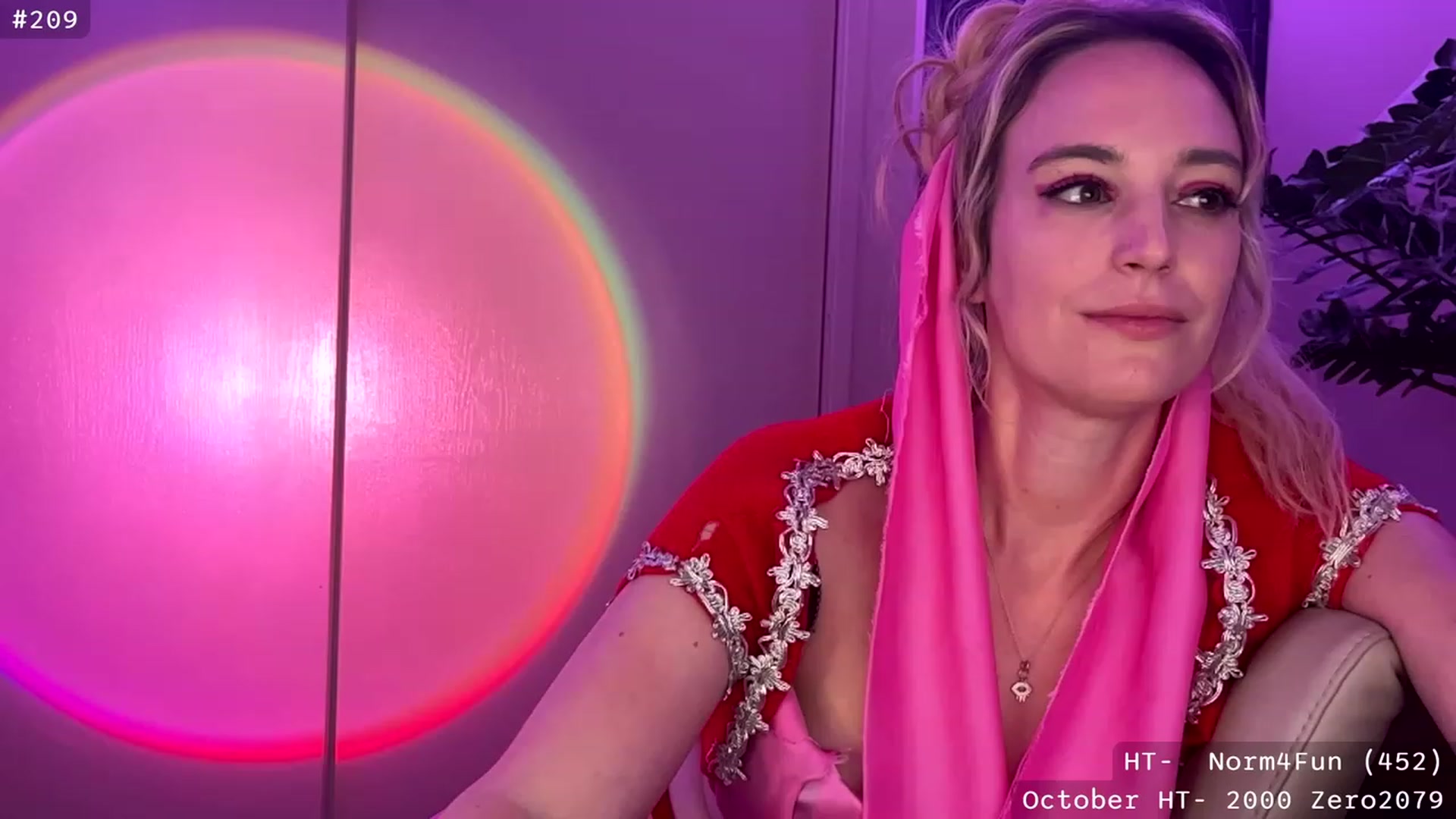 Gallery image thumbnail from JaneAllDay's myfreecams stream on, 10/31/2023, 06:43 image 10 of 20