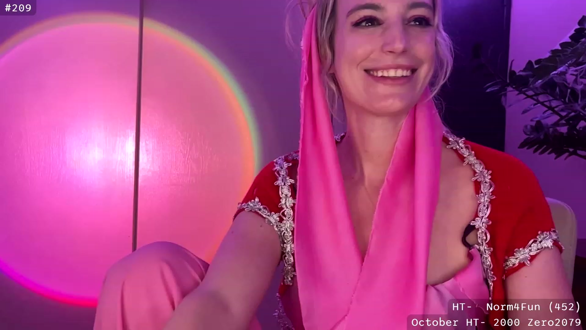 Gallery image thumbnail from JaneAllDay's myfreecams stream on, 10/31/2023, 06:43 image 6 of 20
