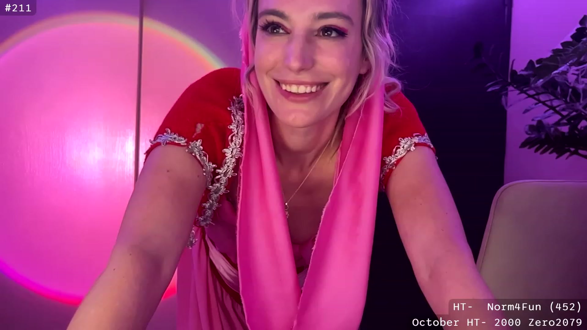 Gallery image thumbnail from JaneAllDay's myfreecams stream on, 10/31/2023, 06:43 image 4 of 20