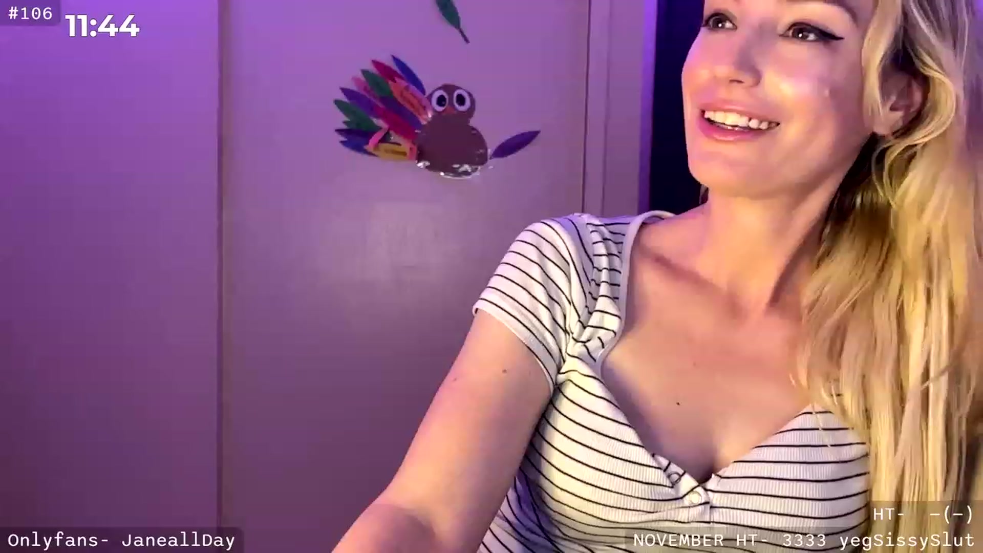 Gallery image thumbnail from JaneAllDay's myfreecams stream on, 11/11/2023, 04:44 image 12 of 20