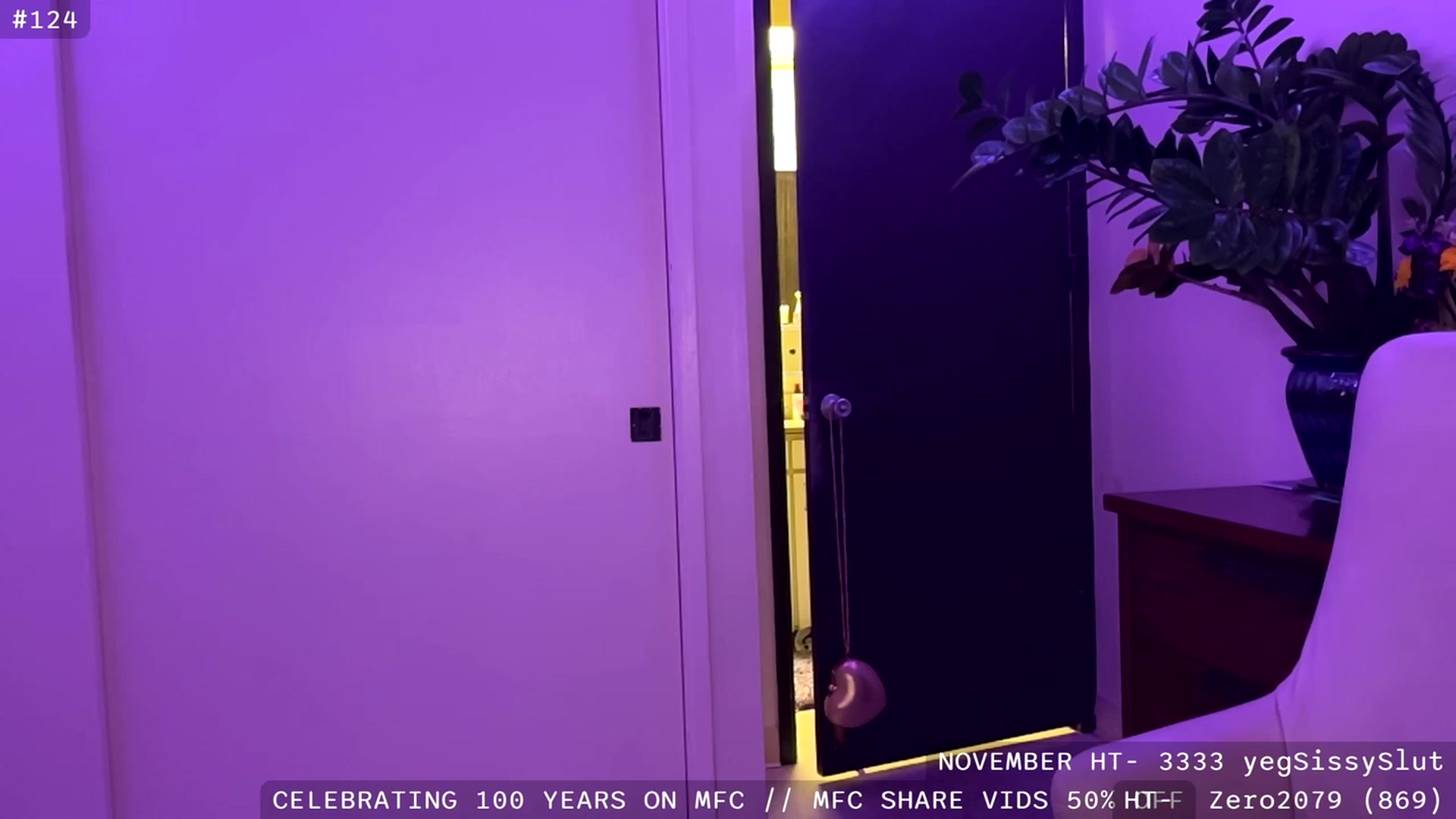 Gallery image thumbnail from JaneAllDay's myfreecams stream on, 11/25/2023, 05:11 image 6 of 20